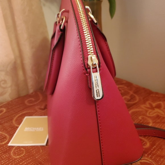 Emmy Large Saffiano Leather Dome Satchel | Michael Kors [US] Michael Kors Large Dome
